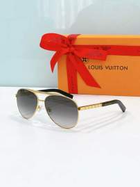 Picture of Louis Vuitton Sunglasses _SKUfw79120486fw